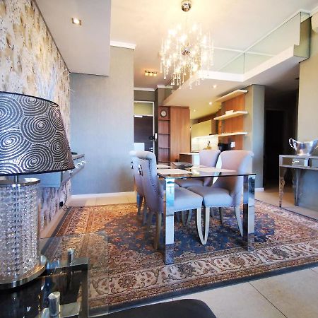Crystal Towers 208 Luxury 2 Bedroom Apartment Kaapstad Buitenkant foto